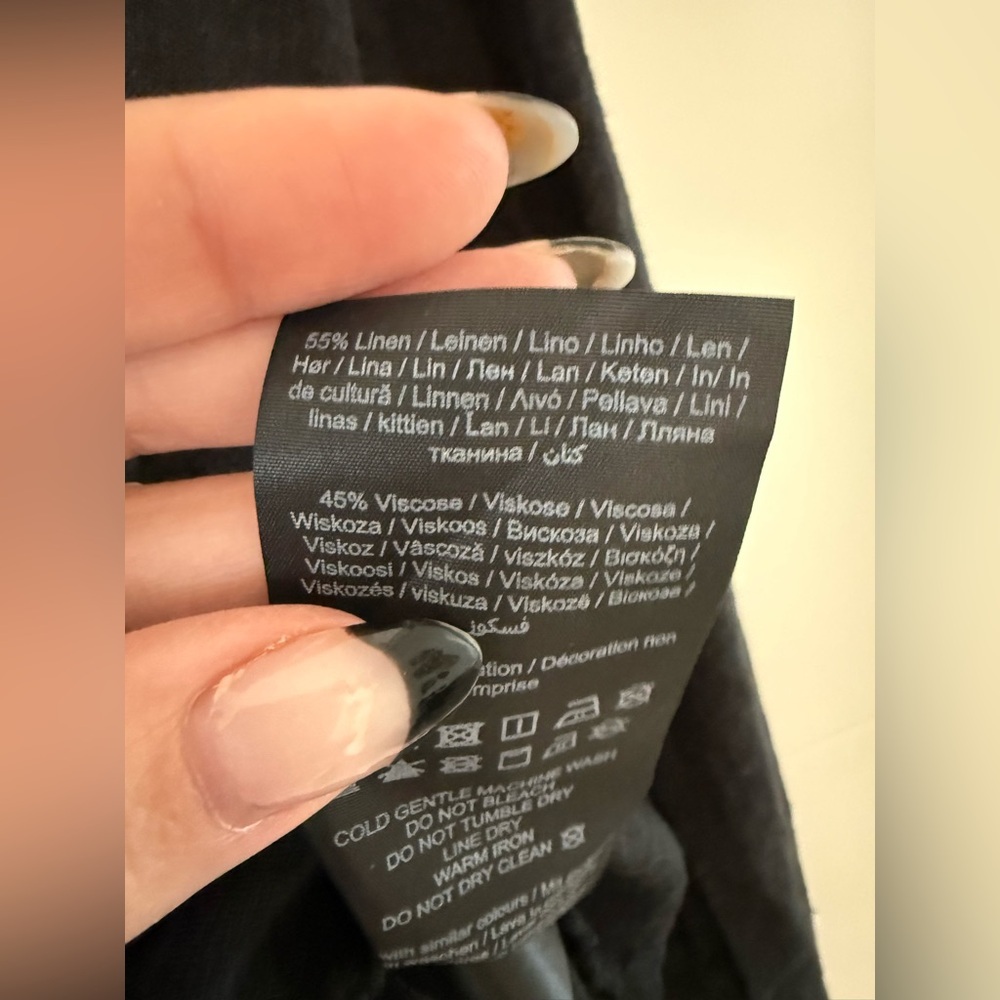 ONLY Linen Blend Button Down Shirt, size small. - Picture 6 of 8